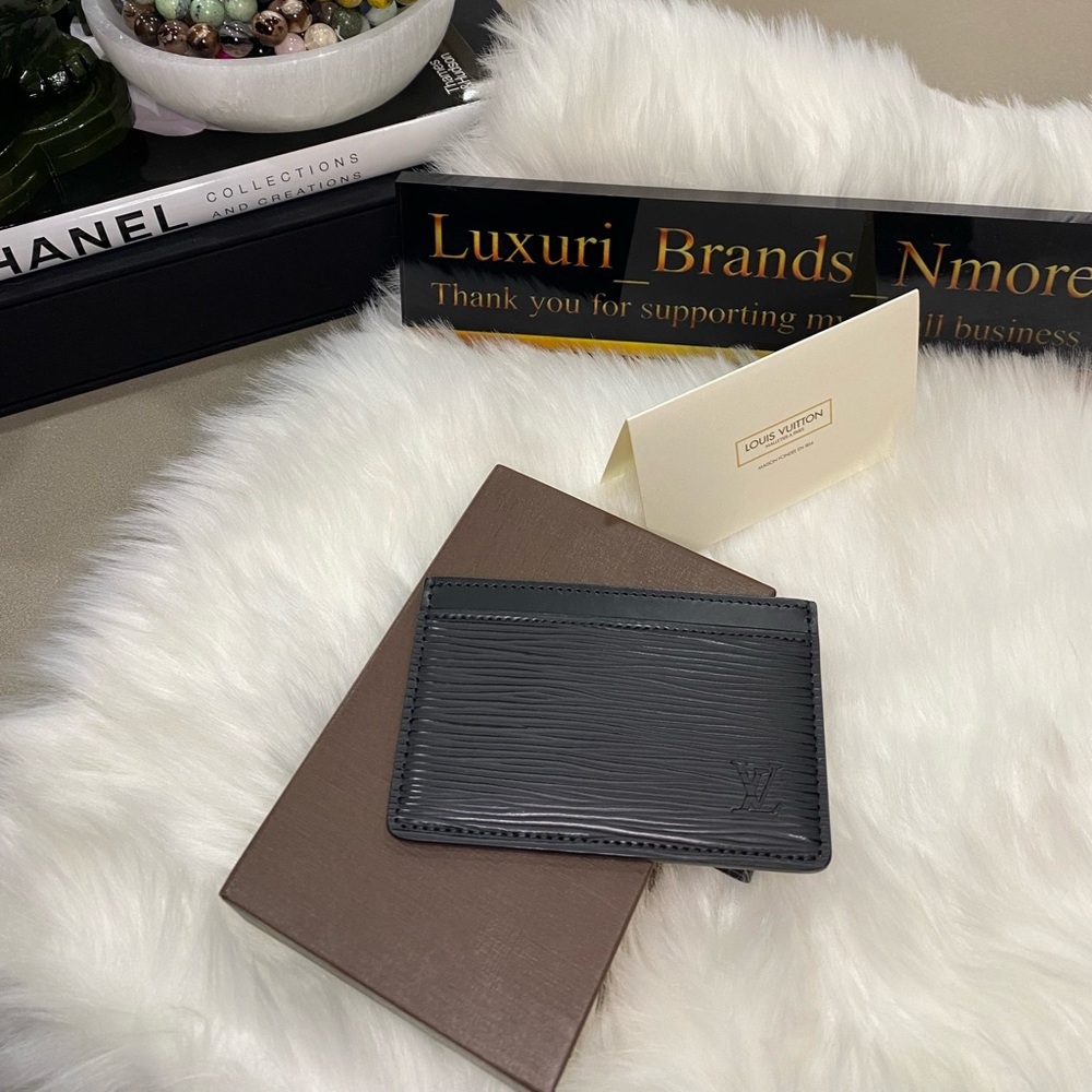 LOUIS VUITTON Epi Black Card Case